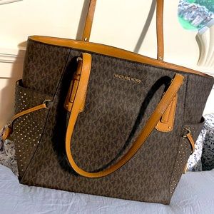 MK super cute tote